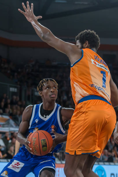 多的能量和 多的能量和